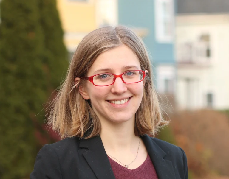 Integration Boosts Labor Market Opportunities  for Migrants in Germany - EPoS Economic Research Center Reports